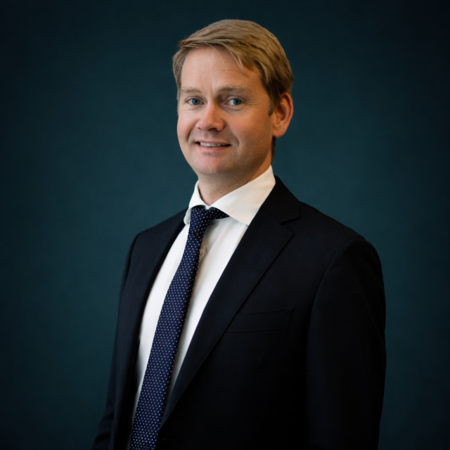 Iver Båtvik currently serves as Interim Chief Financial Officer of Ocean GeoLoop
